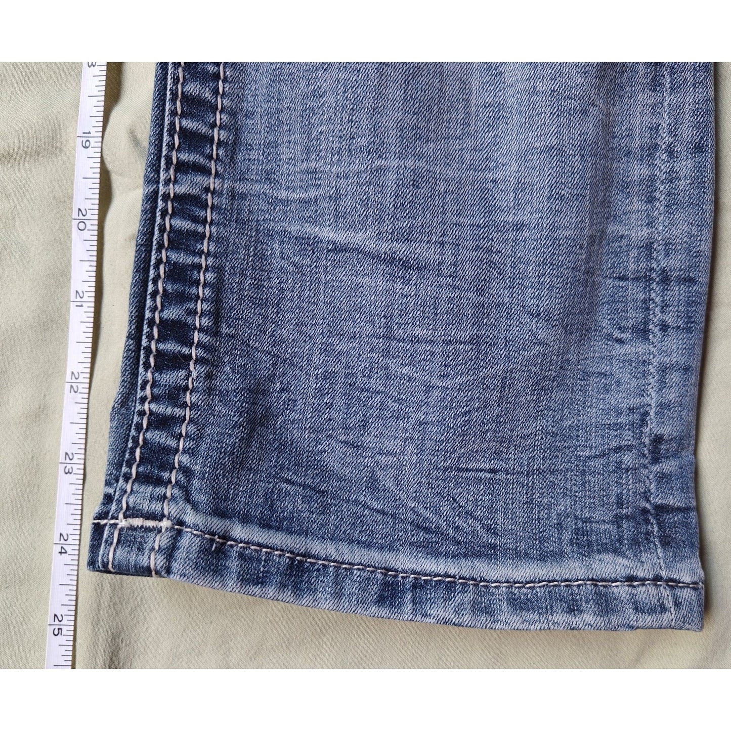 Medium Wash Curvy Crop Bootcut Jeans Size 28