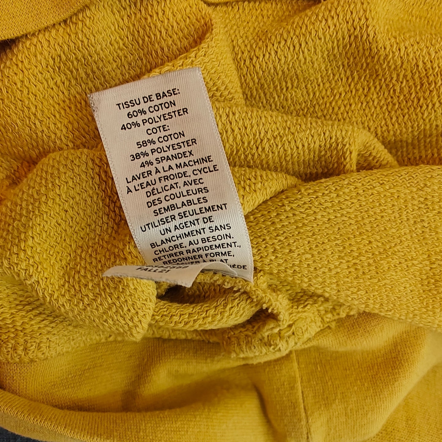 Yellow & Blue Colorblock Raglan Sweatshirt