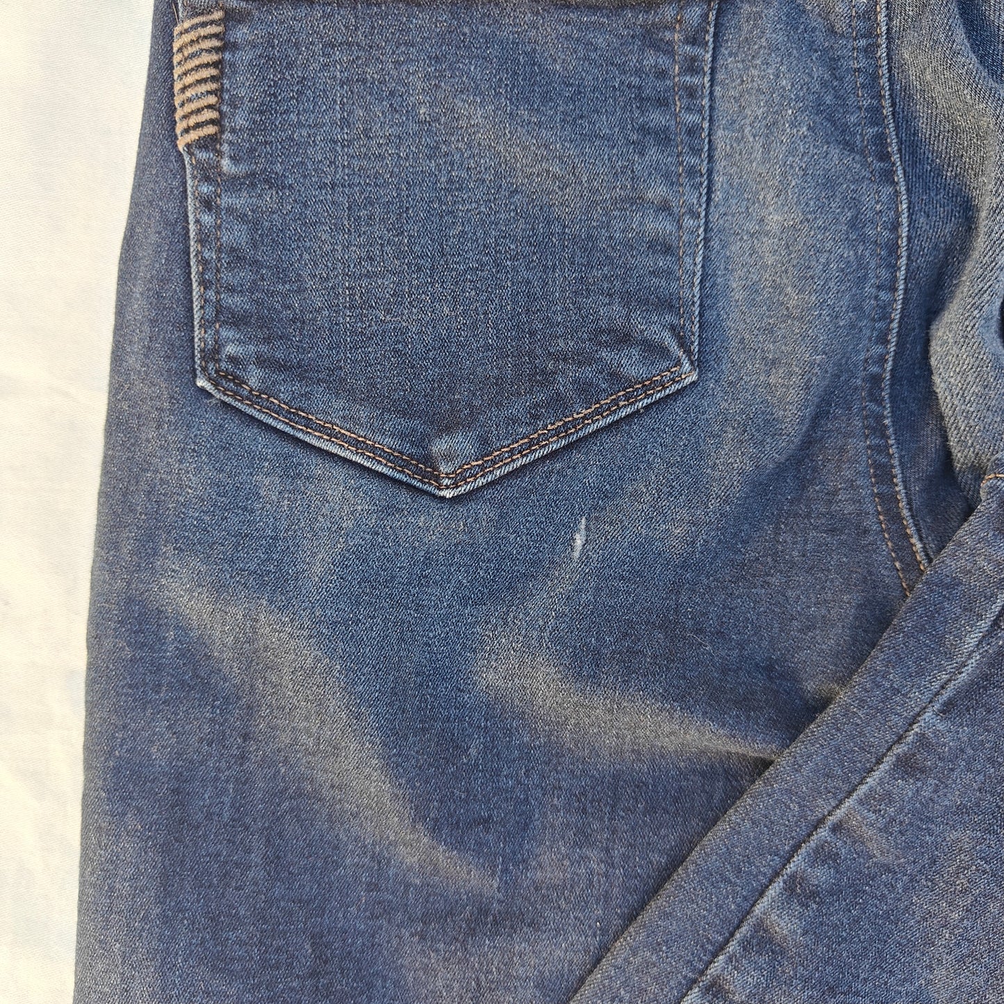 Dark Wash Bootcut Jeans Size 28