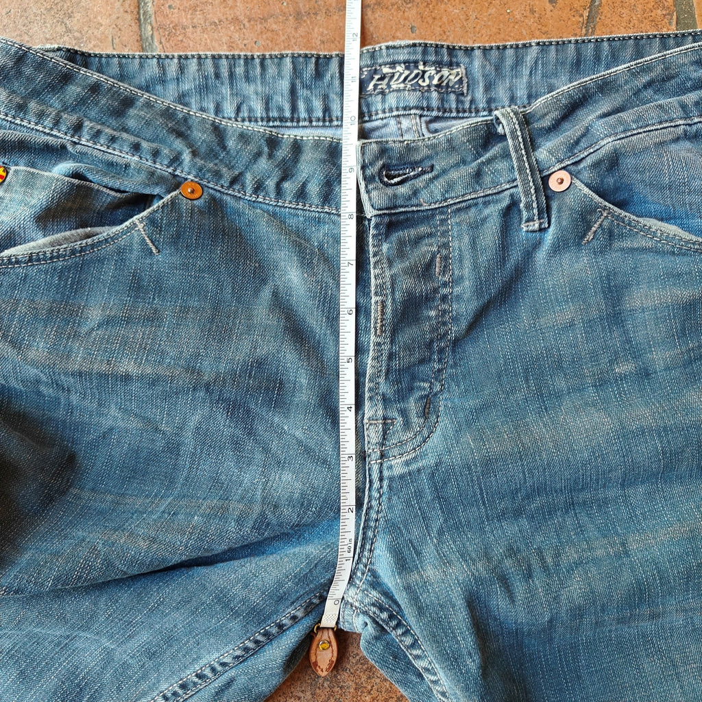 Womens 34 Light Wash Button Fly Flap Pocket Jeans