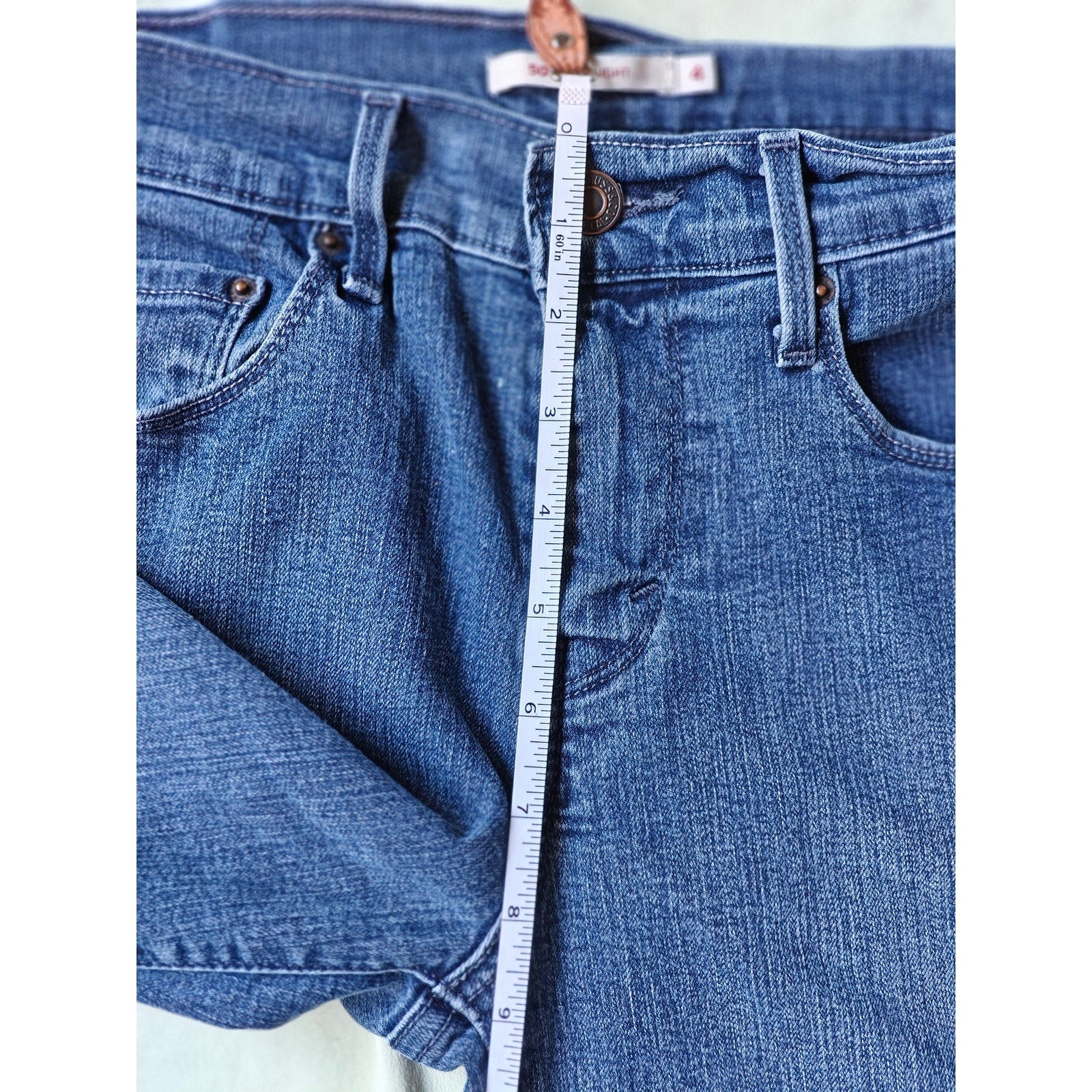 505 Straight Leg Zip Fly Jeans