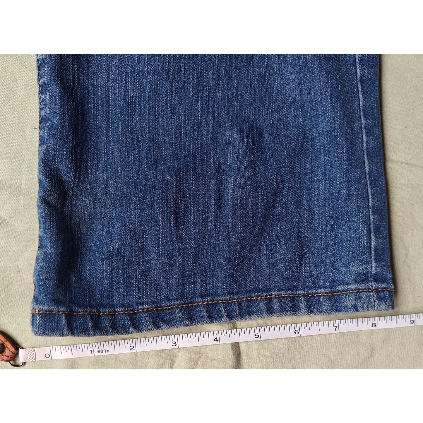 Medium Wash Curvy Bootcut Size 0