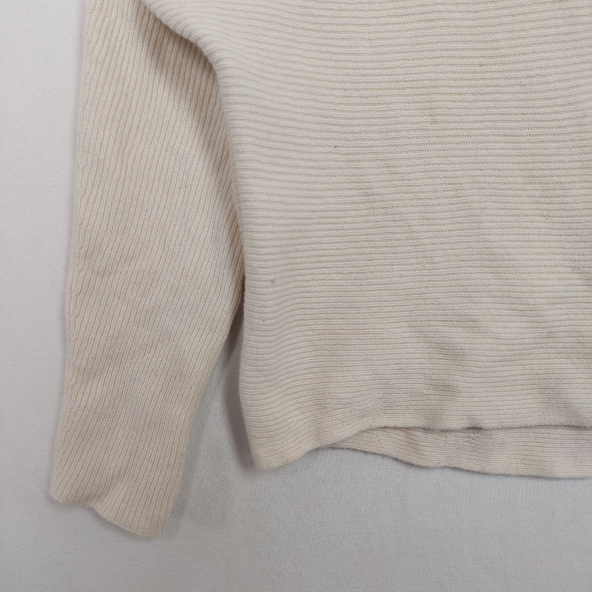 Vince Wool & Cashmere Funnel-Neck Sweater – Ivory