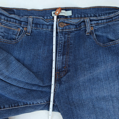 515 Medium Wash Bootcut Jeans