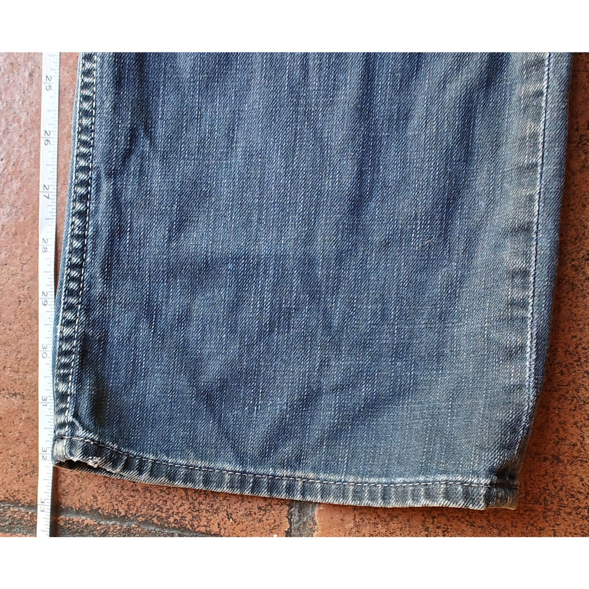Womens 34 Light Wash Button Fly Flap Pocket Jeans