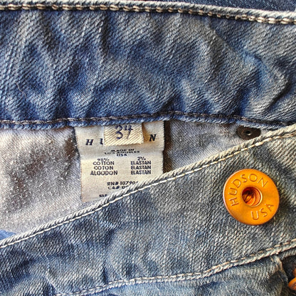 Womens 34 Light Wash Button Fly Flap Pocket Jeans