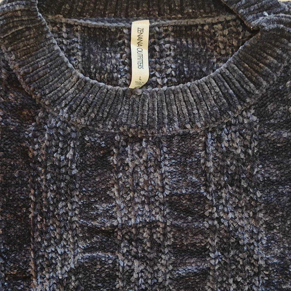 Chunky Knit Textured Crewneck Sweater