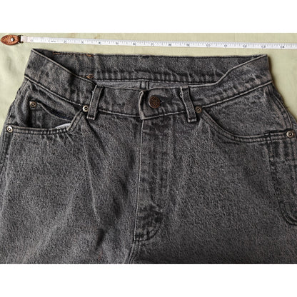 Vintage High Rise Mom Style Tapered Jeans