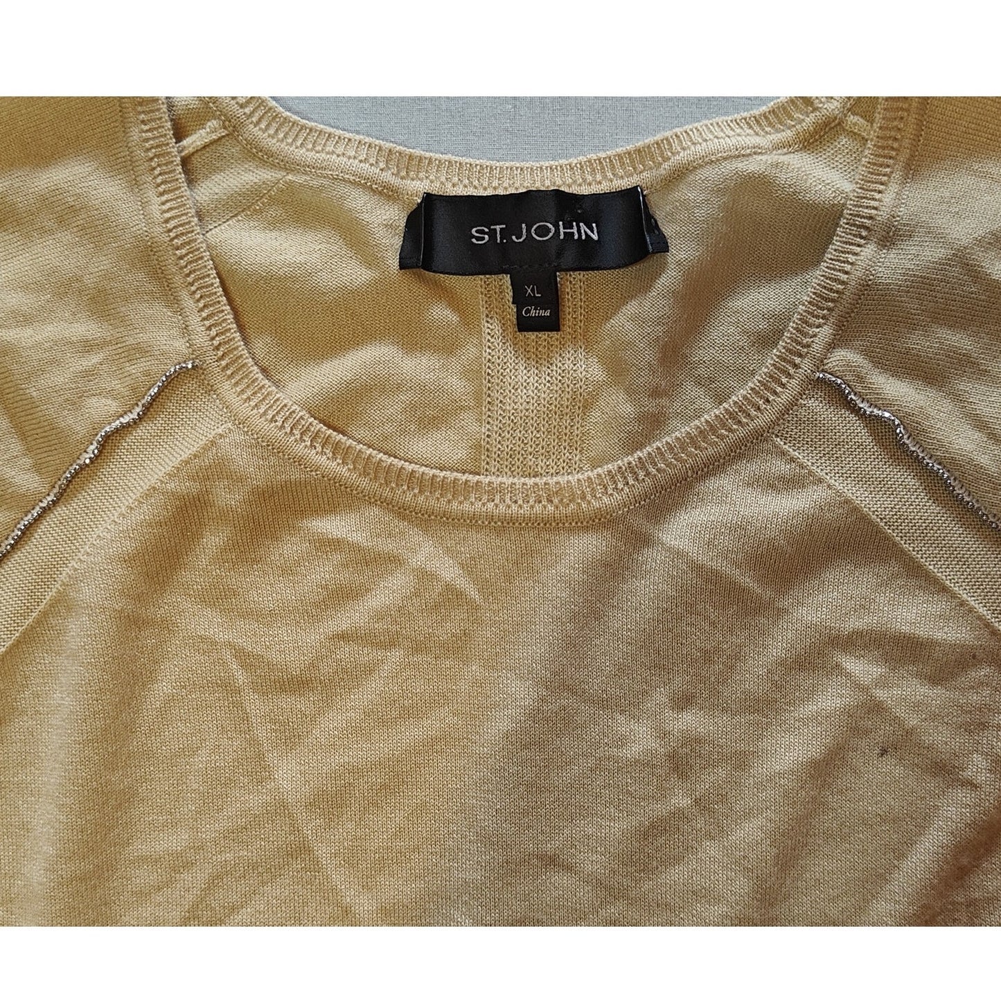 Cream Crewneck Cashmere Sweater