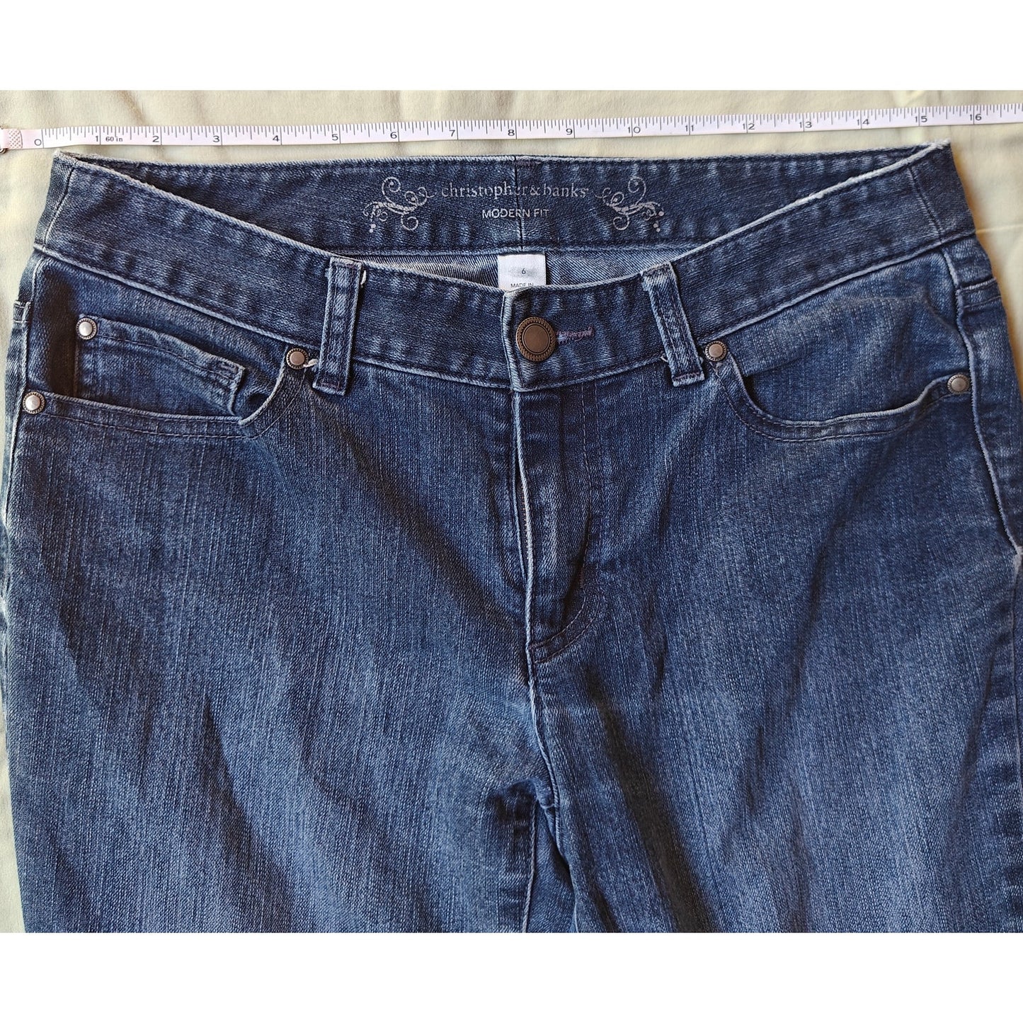 Modern Fit Bootcut Jeans