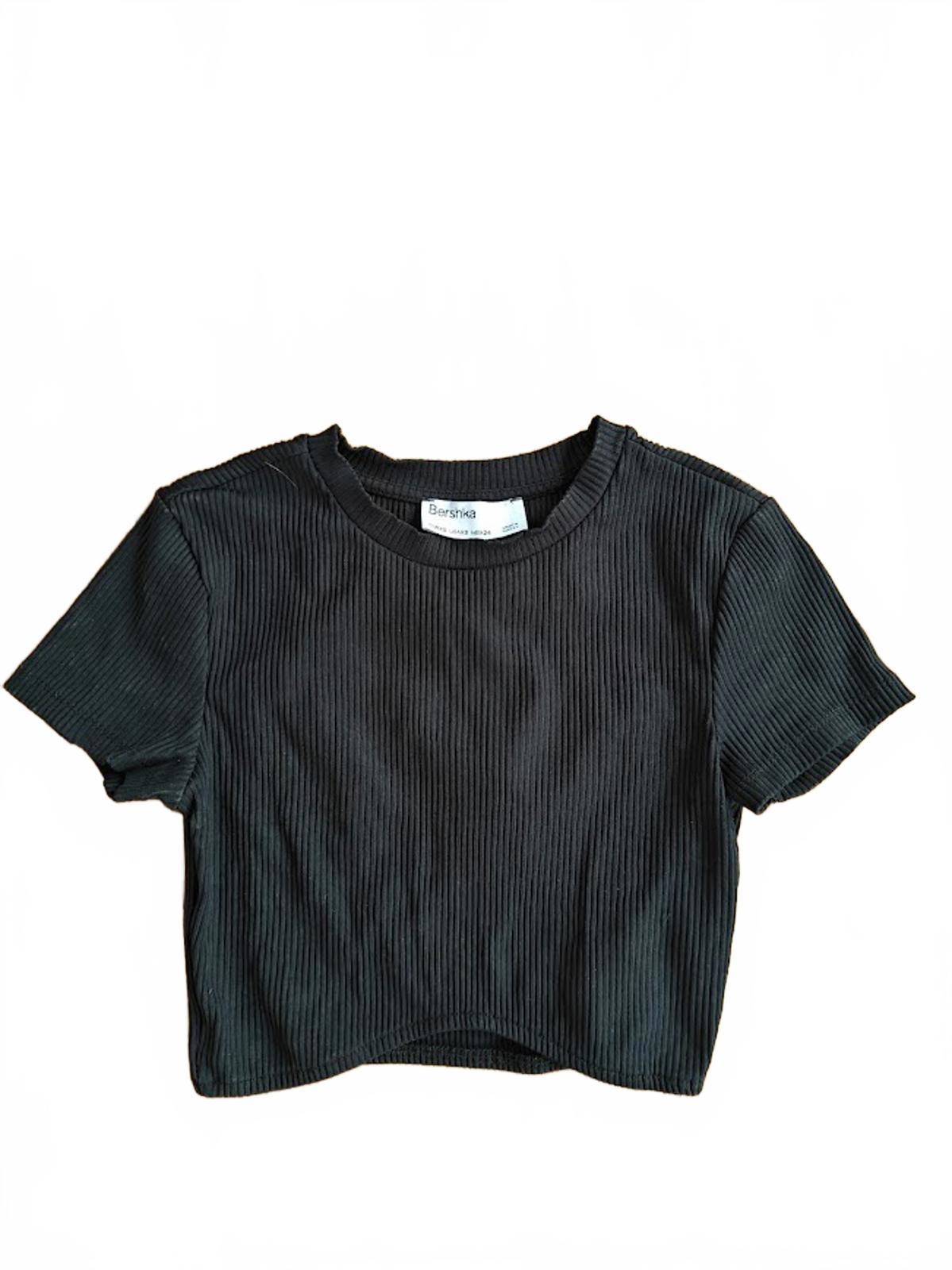 Black Fitted Crop Tee