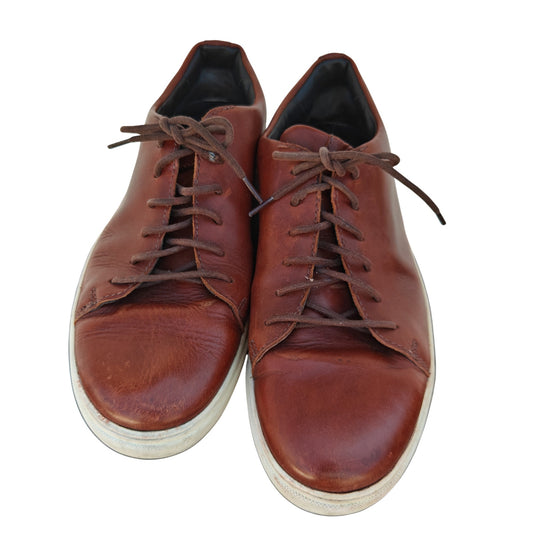Zander Brown Leather Low Top Sneakers