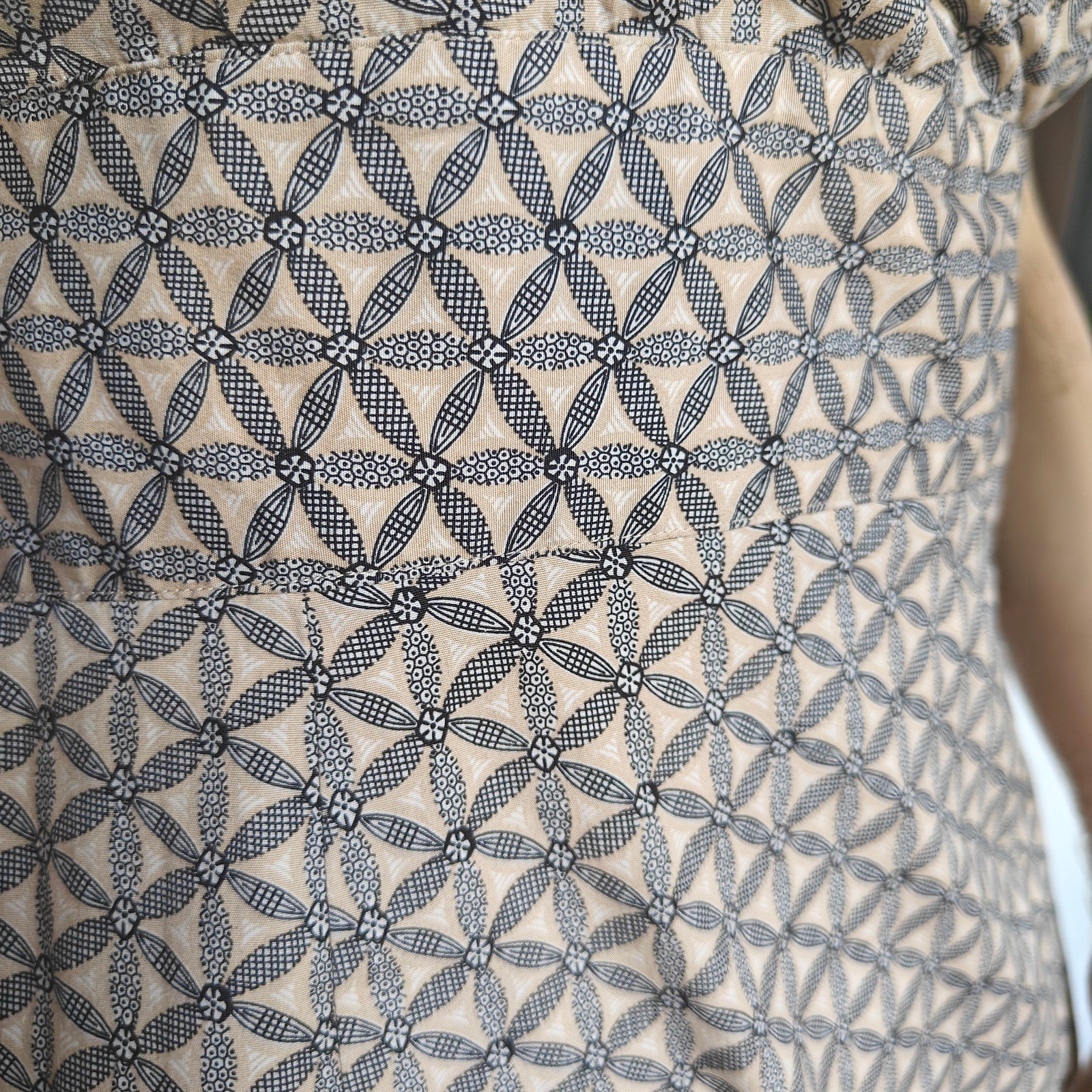Beige and Black Stretch Geometric Sheath Dress
