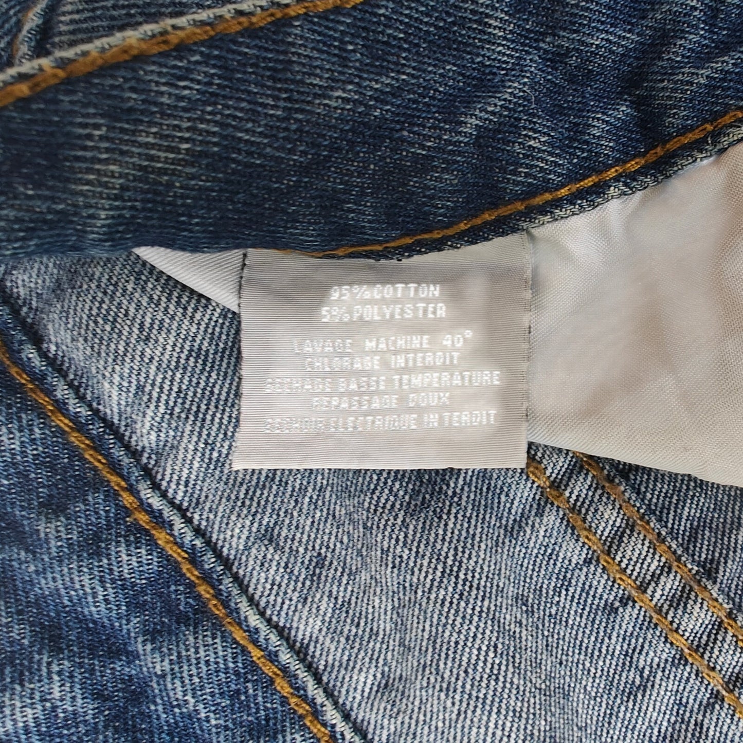 Distressed High Waist Mom Jeans Size 14