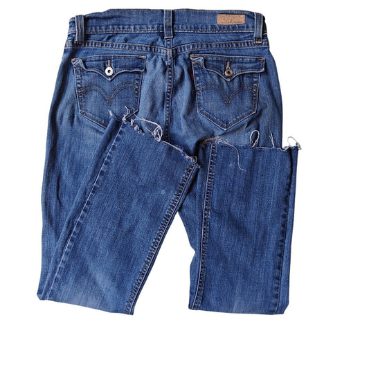 542 Medium Wash Bootcut Jeans Size 10