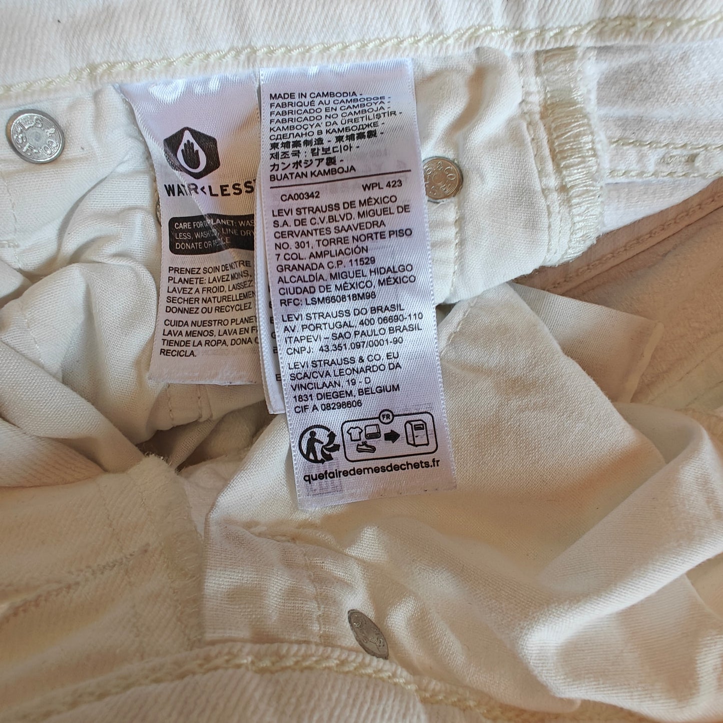 Ribcage Straight Ankle White Jeans