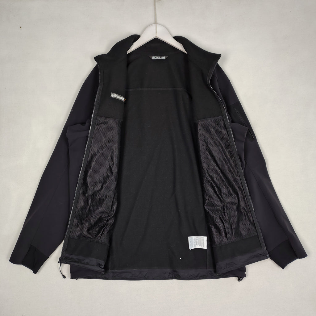 Arc’teryx Black Fleece Backed Softshell Jacket Men’s XL SRK Consulting