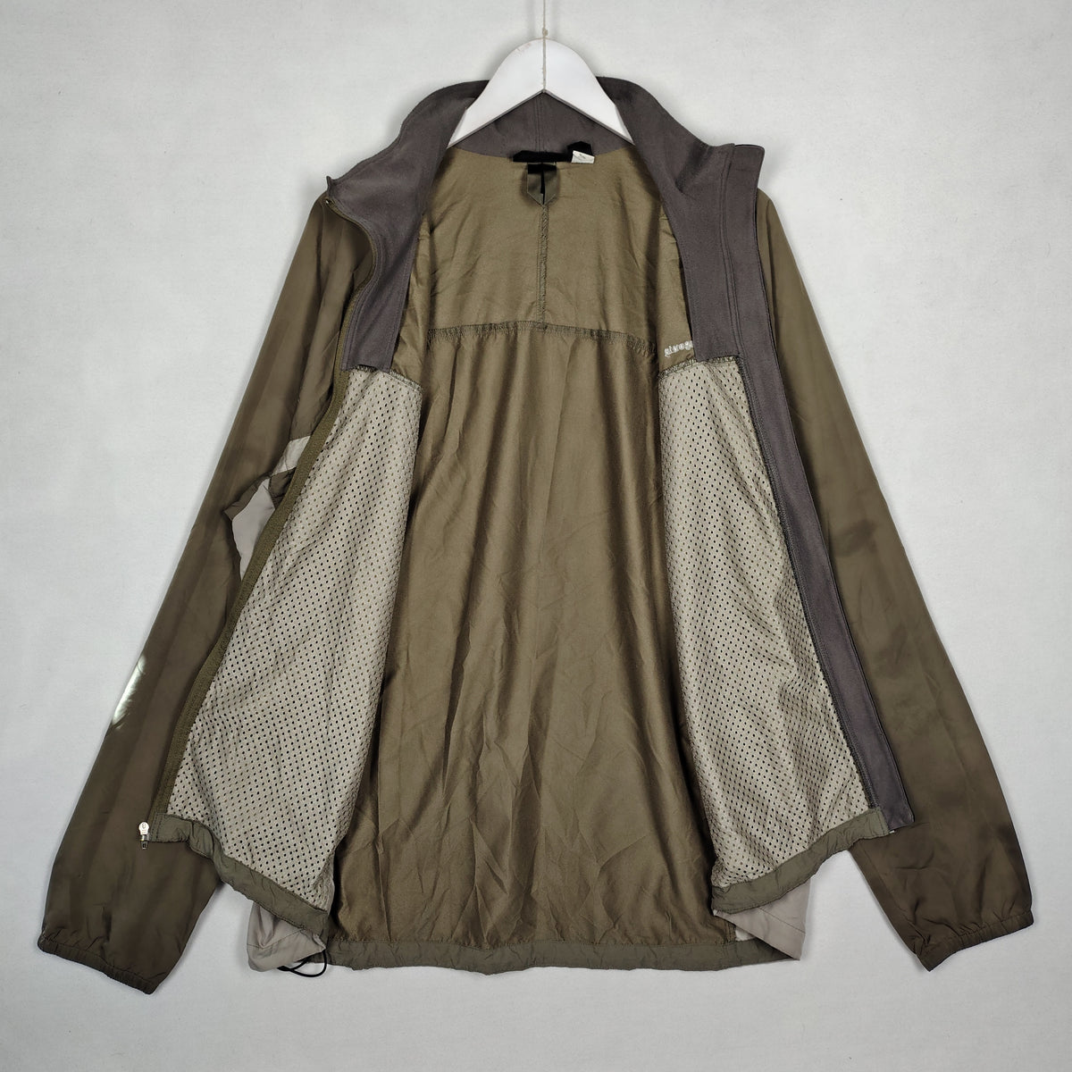 Patagonia Olive & Beige Colorblock Full-Zip Windbreaker – XL