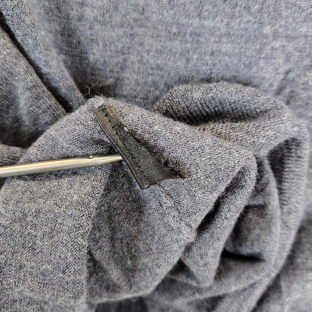 Aritzia Babaton Gray Button Front Knit Cardigan Women’s Large