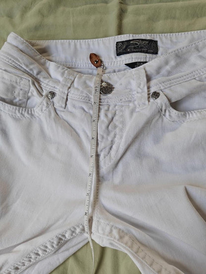 Suki Skinny Jeans in White Size 28x31