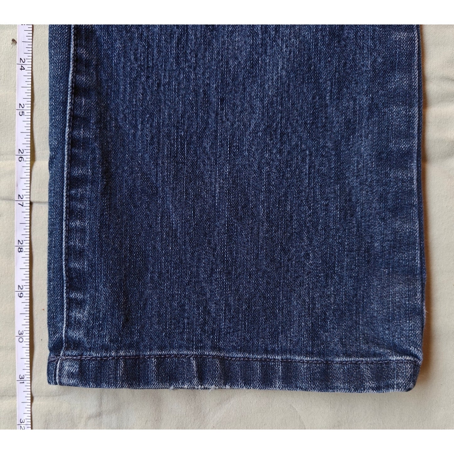 Modern Fit Bootcut Jeans