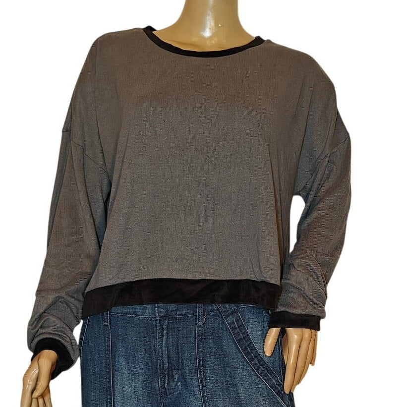 Gray and Black Long Sleeve Top