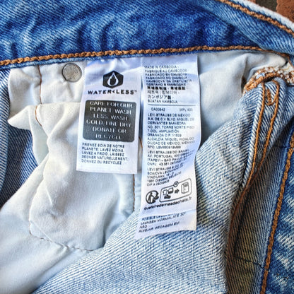 501 WaterLess Light Wash Button Fly Jeans
