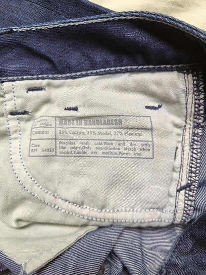 Skinny Straight Dark Wash Jeans Size 26