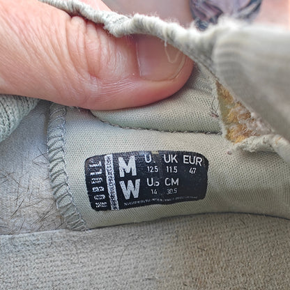Gray Knit Runner Shoes