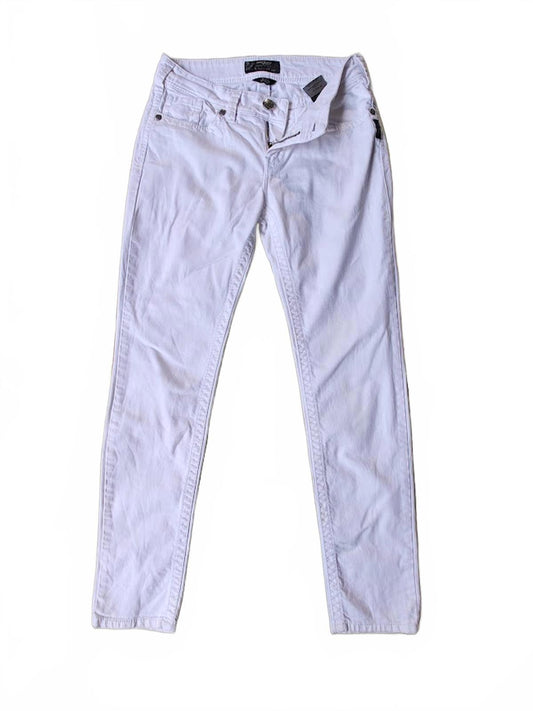 Suki Skinny Jeans in White Size 28x31