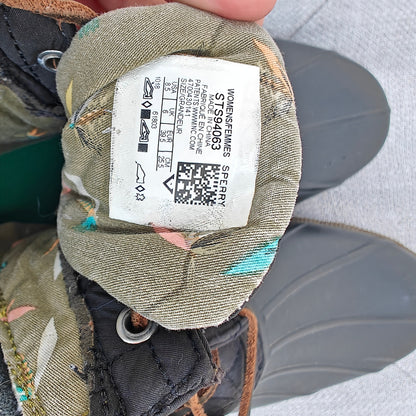 Black Saltwater Quilted Duck Boots