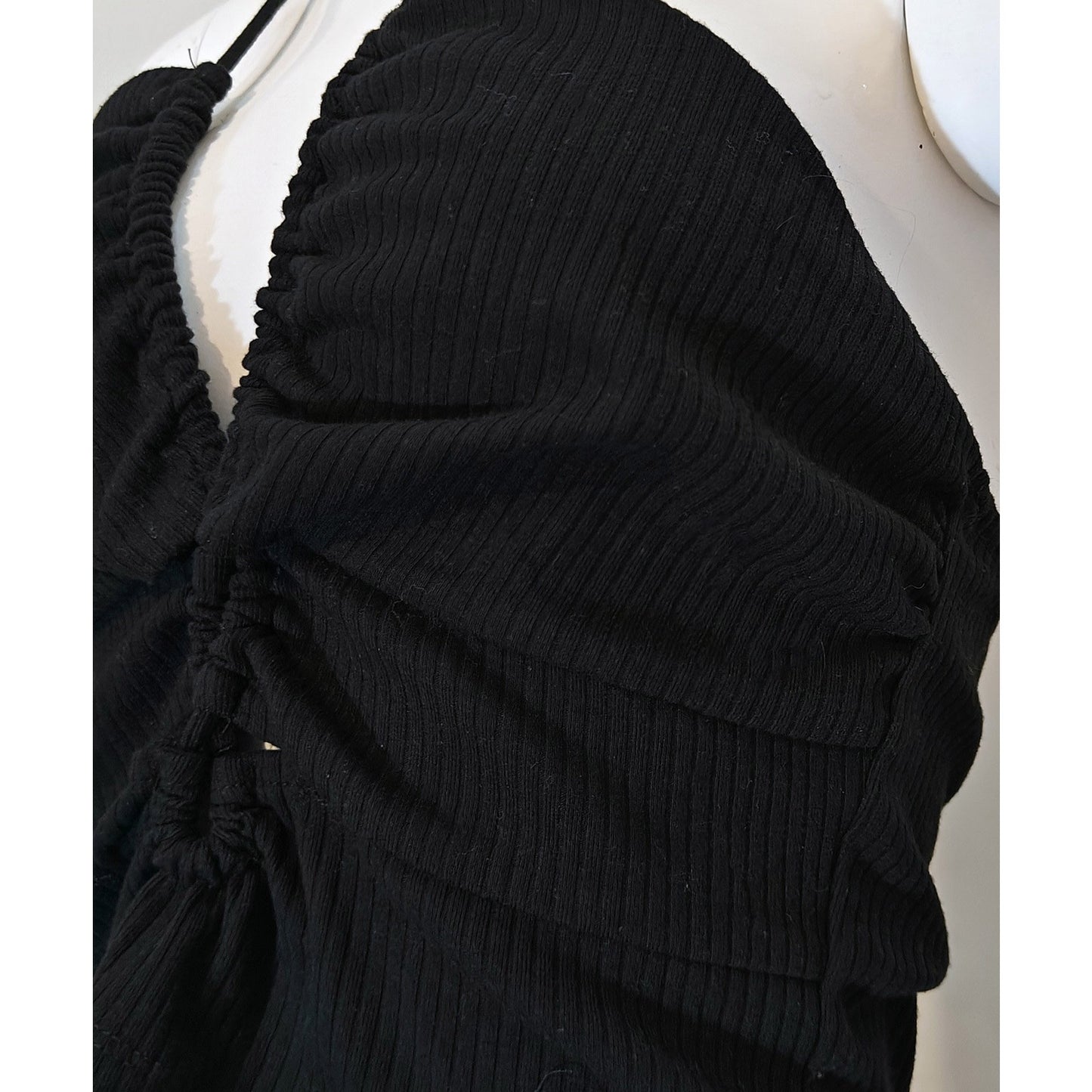 Black Halter Crop Top Ruched Front Size Medium