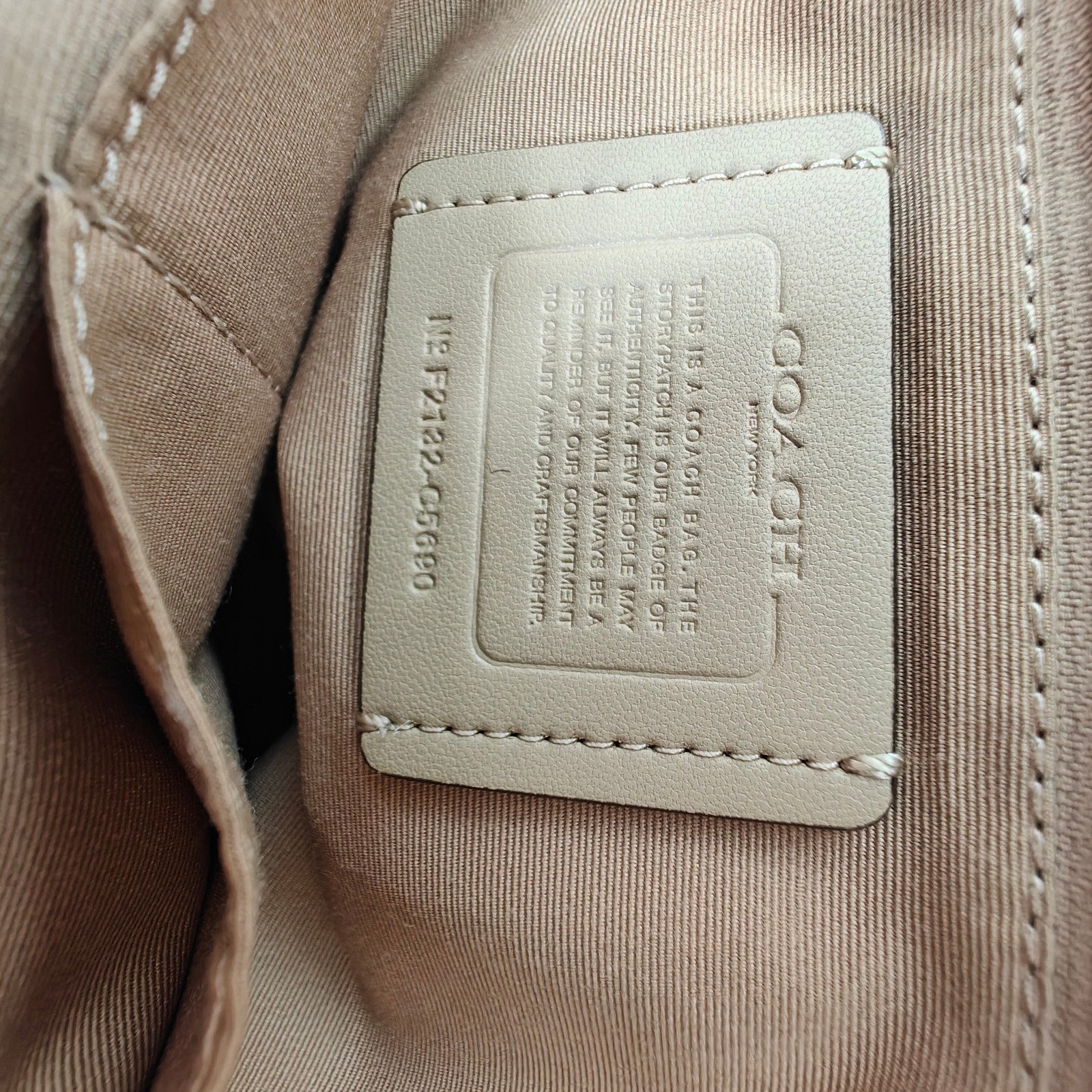Chalk Pebbled Leather Zip-Top Tote Bag