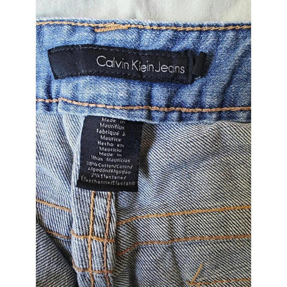 Straight Leg Mid Rise Jeans