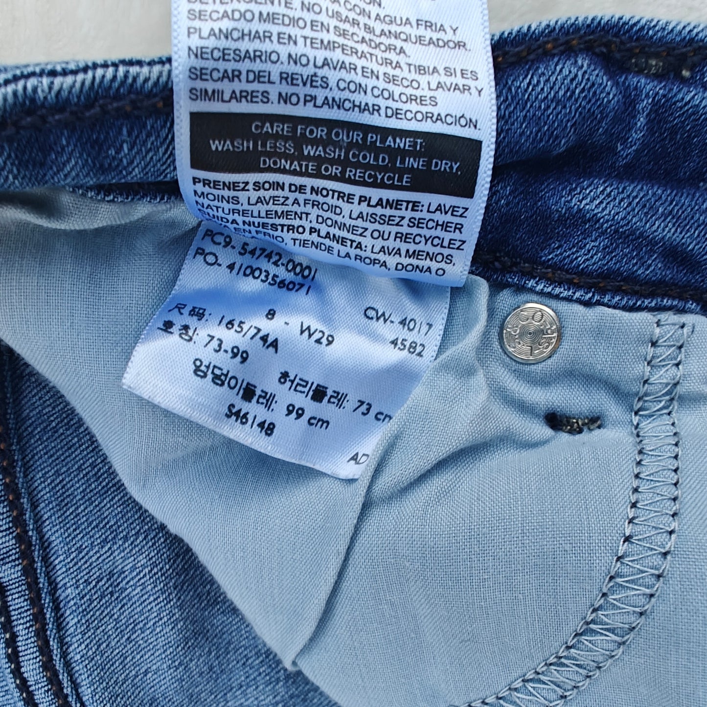 Signature by Levi Strauss High Rise Slim Crop Jeans