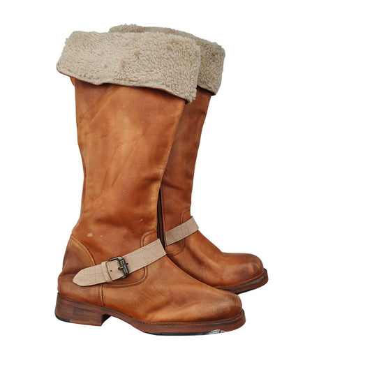 Tan Leather Riding Boots With Sherpa Cuff