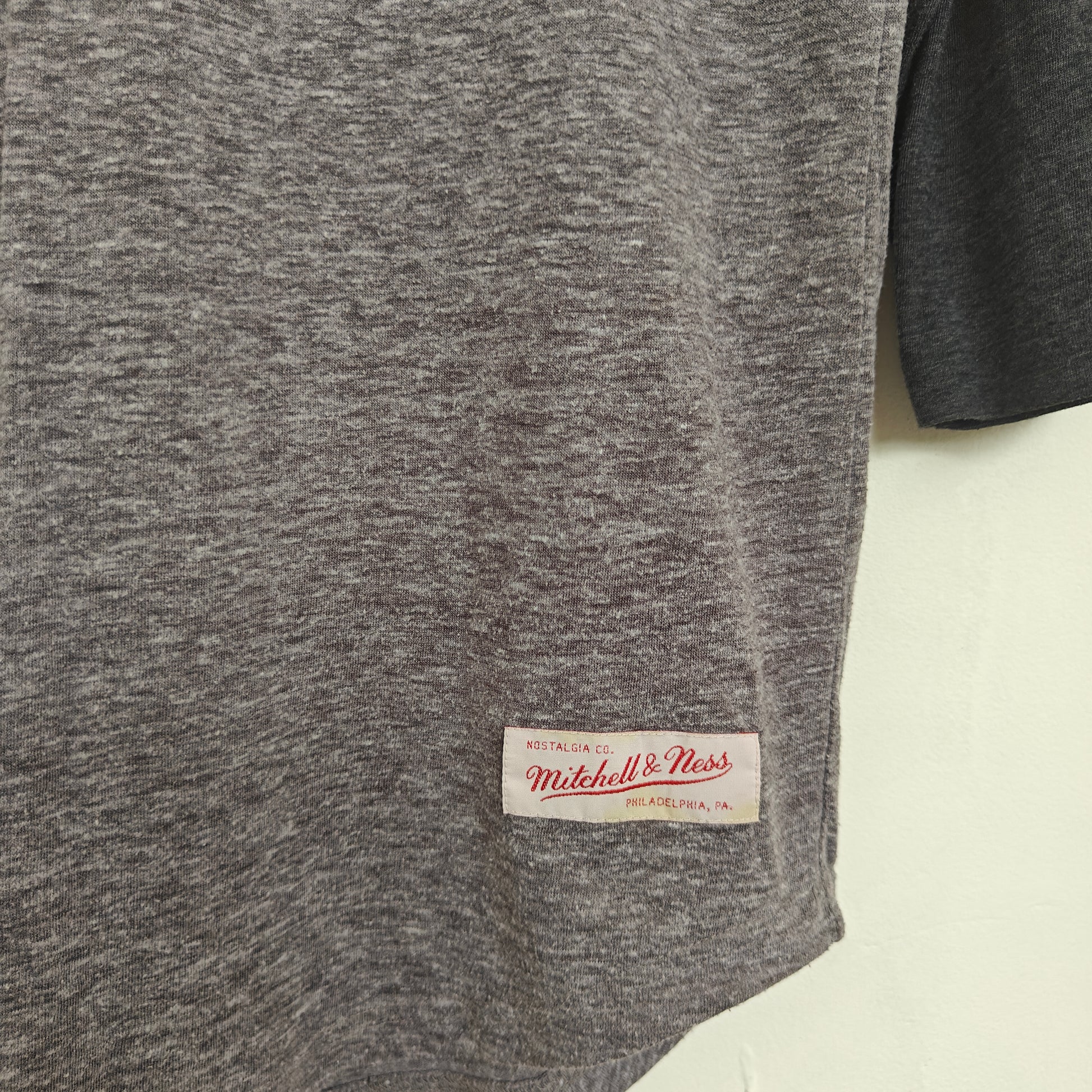 Mitchell & Ness Grey Colorblock Raglan Cotton Baseball Tee